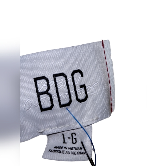 NWT Urban Outfitters Pink Puffer size large - Picture 9 of 11